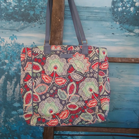 Handbag - Picture 2 of 2